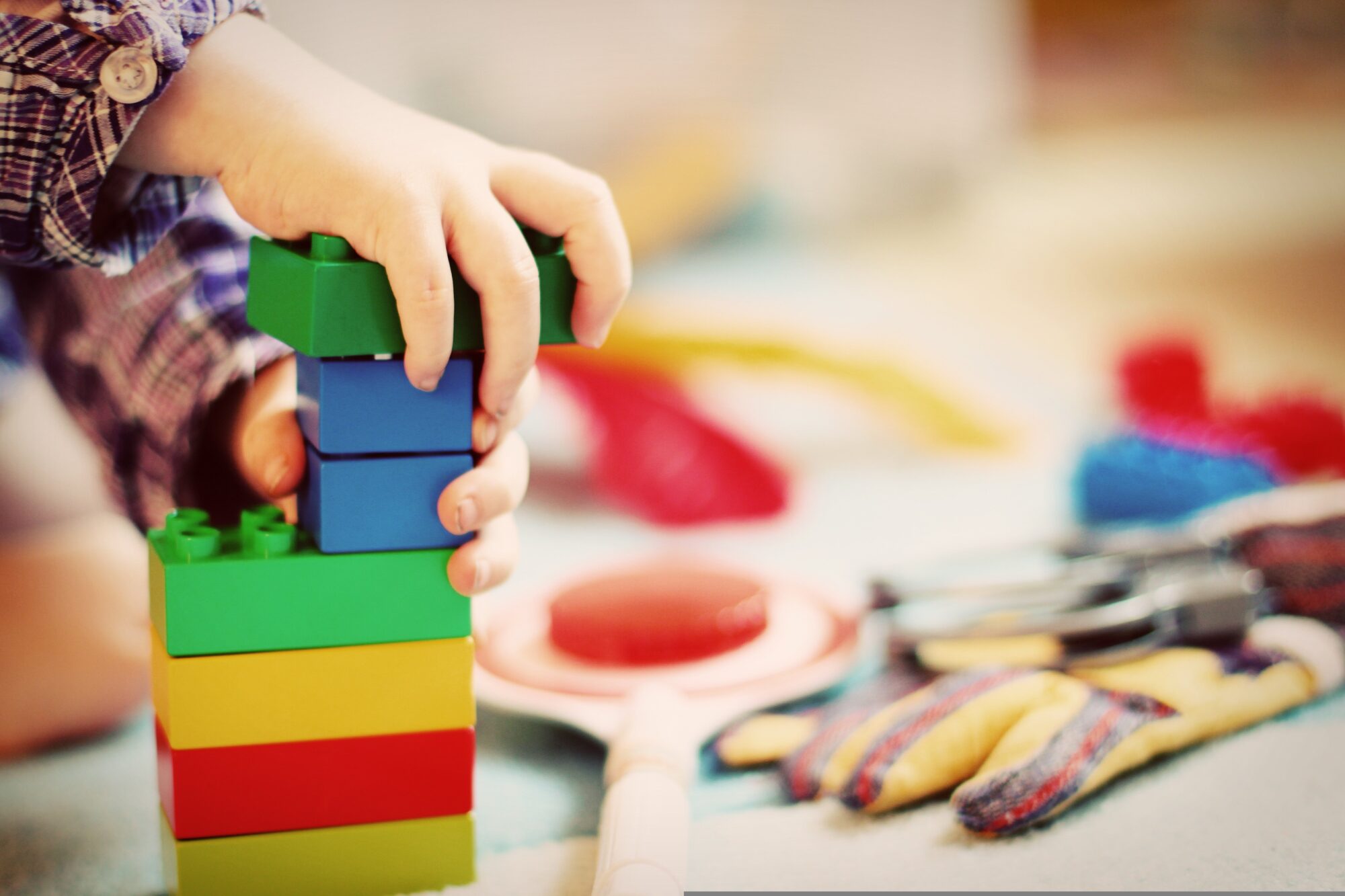 spelenderwijs opgroeien - educatief spel bij kinderen